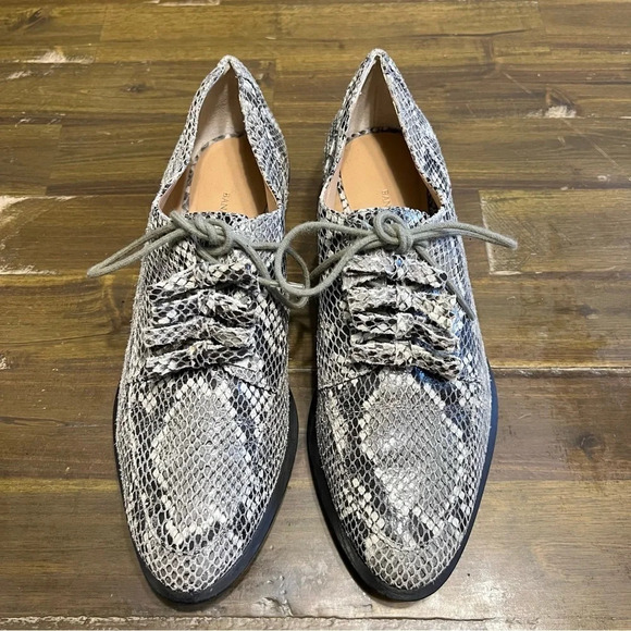 Banana Republic Snake Print Leather Loafers - Picture 4 of 9